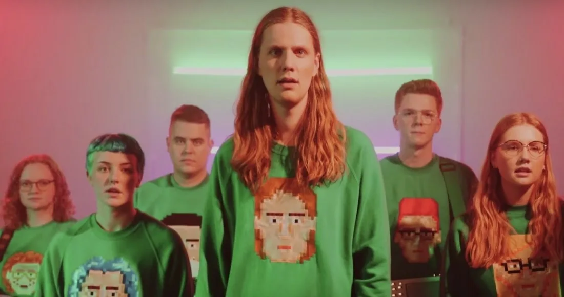 Eurovision’s Dadi Freyr enters the Official Irish Singles Chart Top 5 with Think About Things
