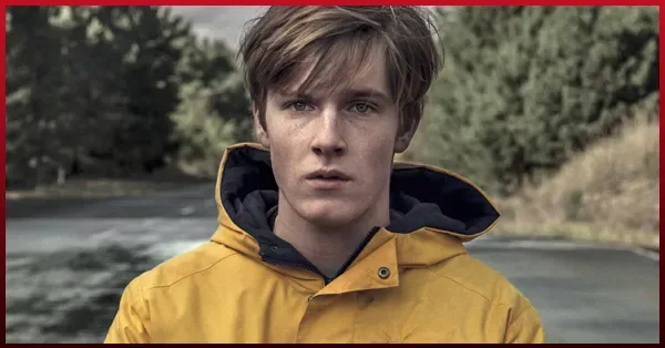 Jonas Kahnwald in his yellow raincoat