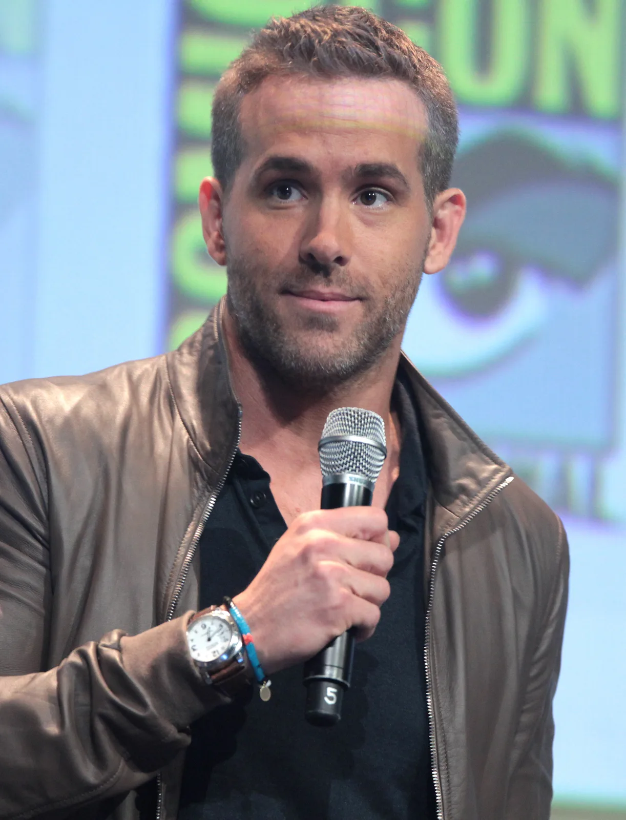 Ryan Reynolds at the Deadpool panel, San Diego Comic-Con 2015