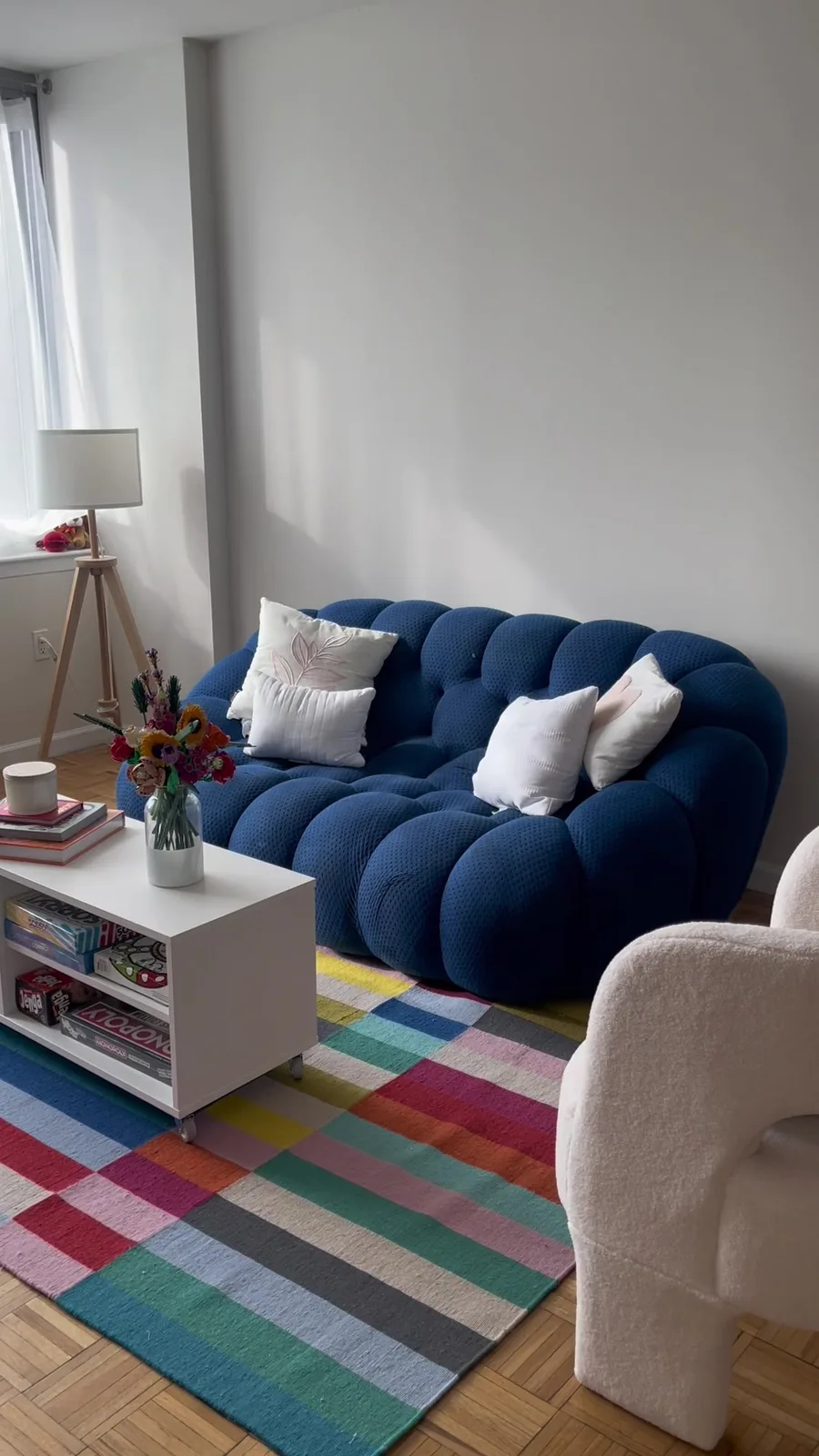 got my dream couch for free🥹 #nyc #nycapartment