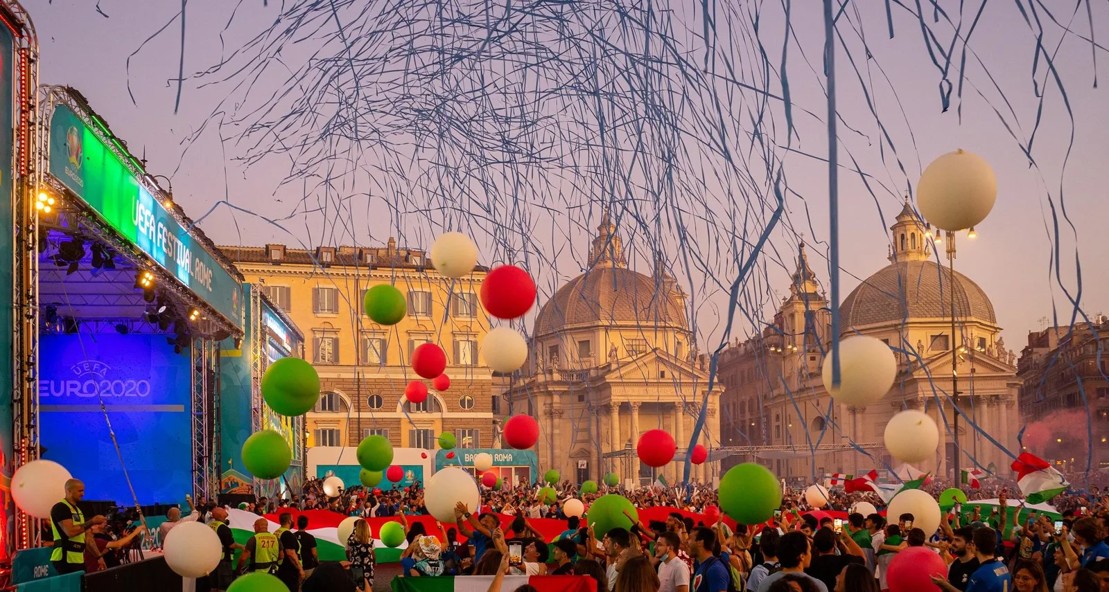 Italy, the Champions of Europe: celebrations all over the country