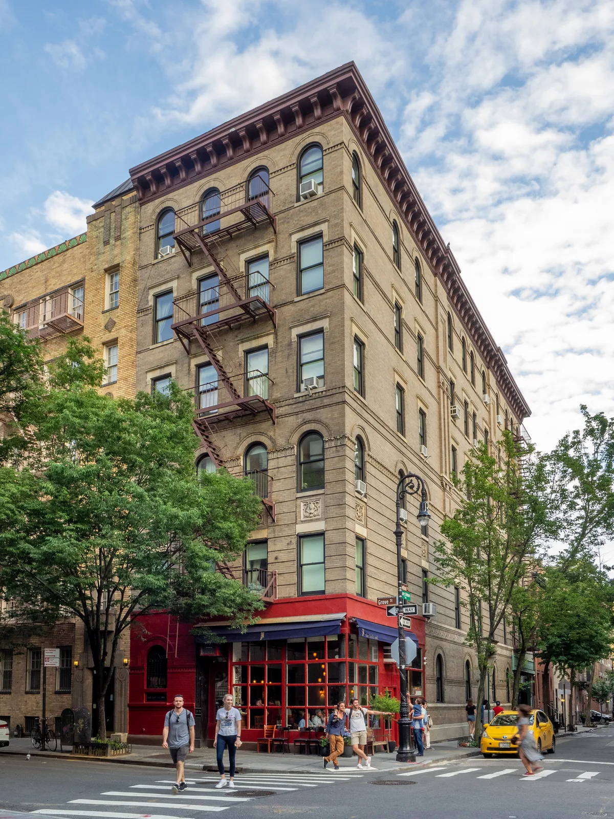 The Greenwich Village building used for the apartment's exterior shots