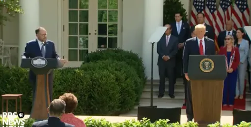 The CEO of @GoyaFoods is at a White House event saying we're "blessed to have a leader" like Trump. Make your shopping decisions accordingly.