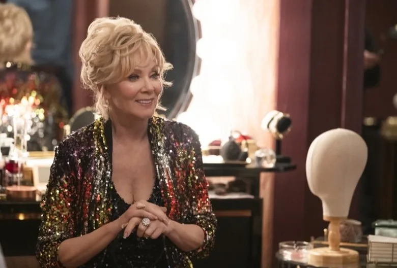 Hacks Premiere: Jean Smart Takes On The Misogynist World Of Stand-Up In HBO Max's Latest Comedy — Grade It! - TVLine