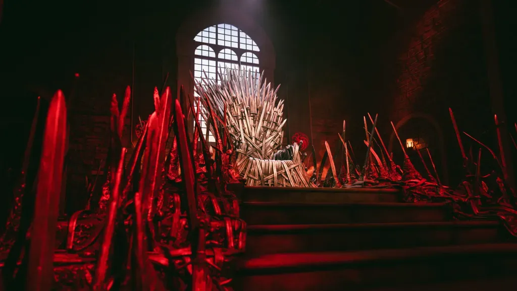 The Iron Throne room lit red.