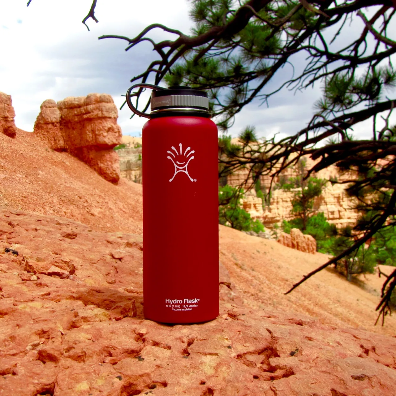 A red Hydro Flask bottle in Utah, 2016