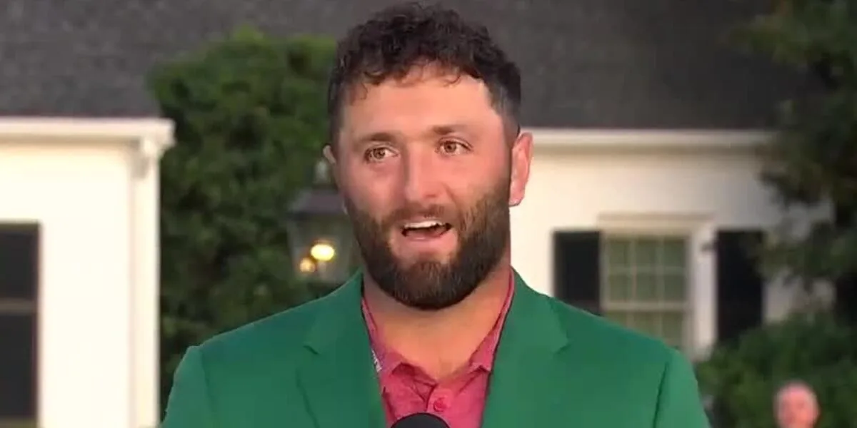Watch 2023 Masters winner Jon Rahm receive his green jacket