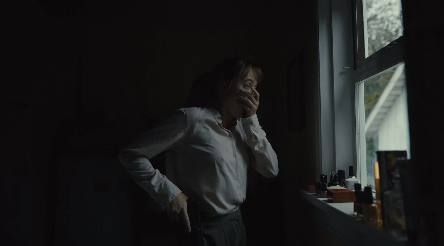 It’s as if #Longlegs was forged in Hell by Satan, who brought it as an artifact into our world as a gift. Osgood Perkins’ film is the real fucking shit. Mischievous, steadied tension build, SCARY…