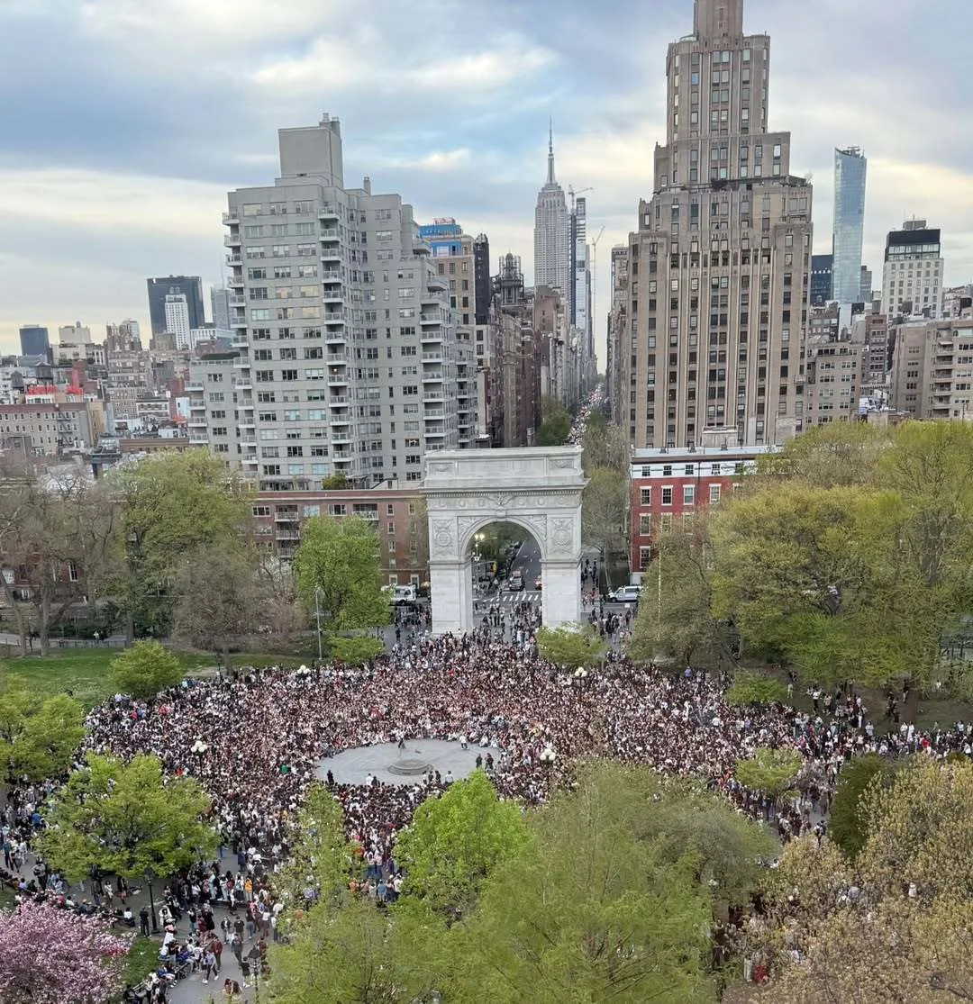 Cops Shut Down Lorde's NYC Pop-Up Minutes Before It Begins