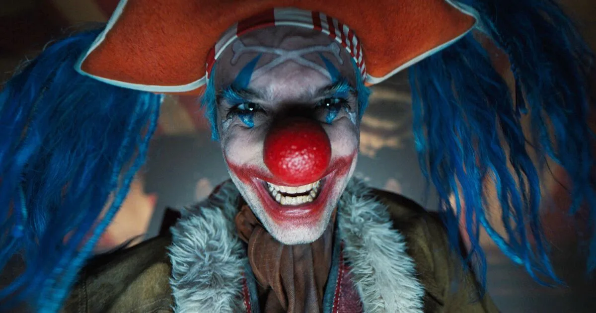 A still of Jeff Ward as Buggy The Clown in season 1 of One Piece
