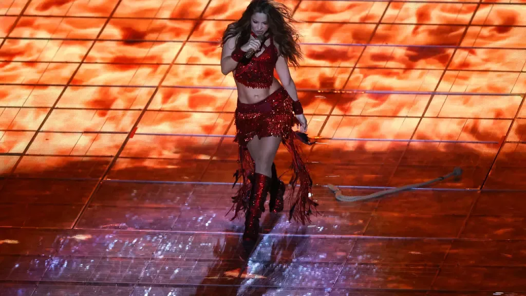 Internet Rushes to Meme Shakira Super Bowl 2020 Moment