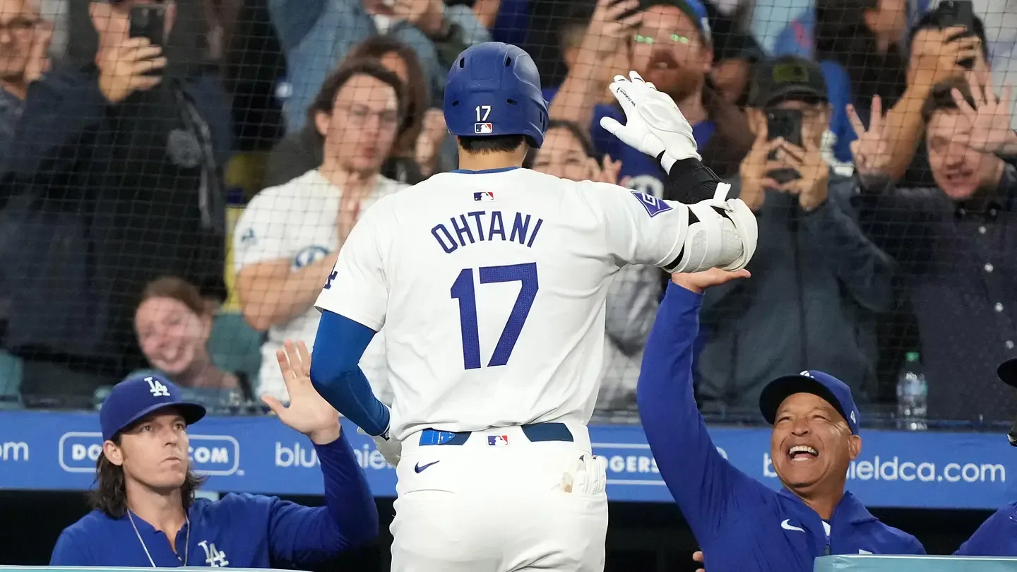 Ohtani celebrates with Dodgers teammates