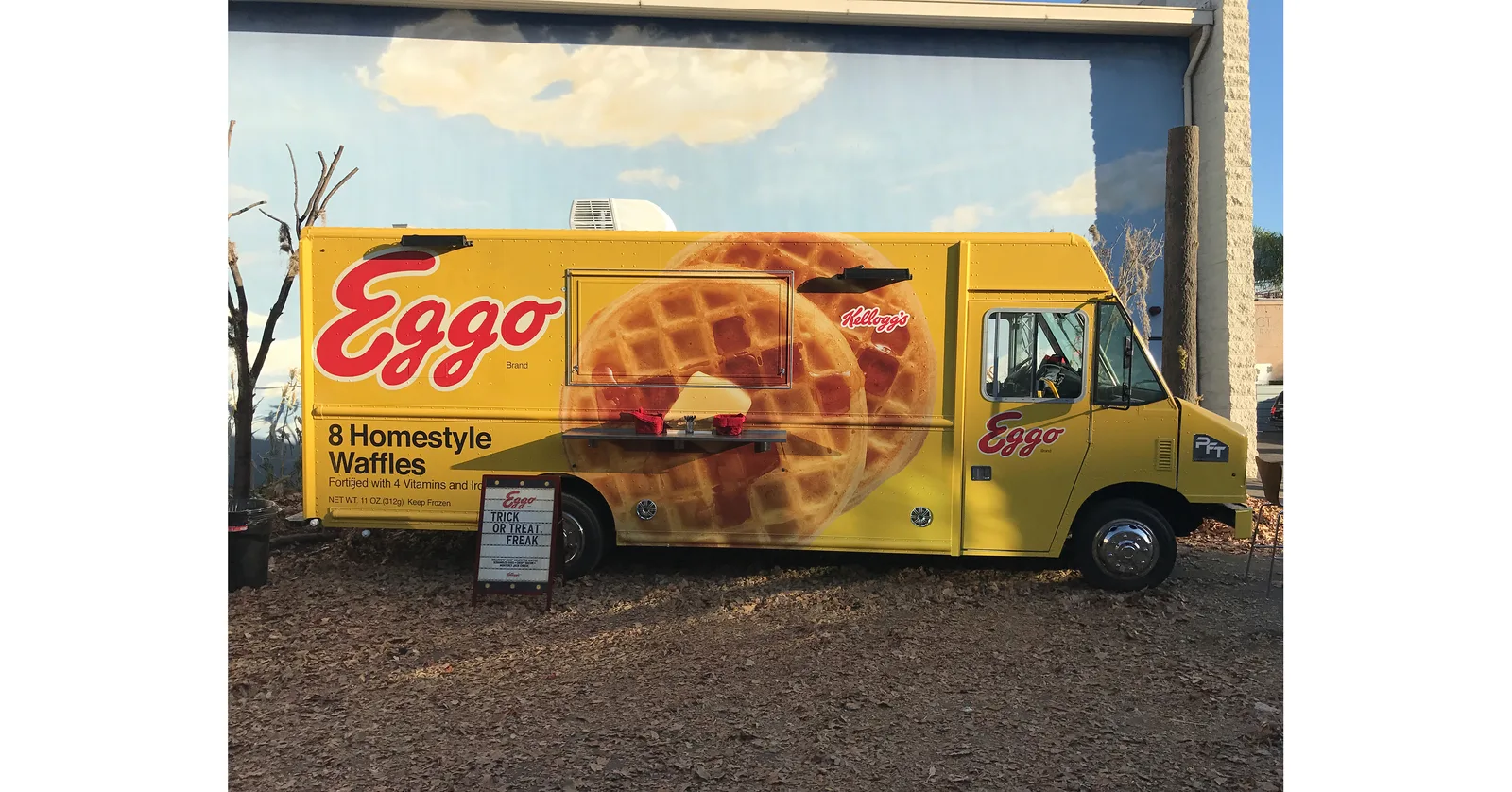 Eggo's waffle truck at the Stranger Things season premiere.