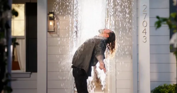 T-Mobile Super Bowl Ad Stars Jason Momoa, Zach Braff, Donald Faison