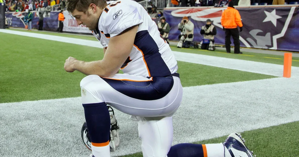 Tim Tebow's success bigger online than on field