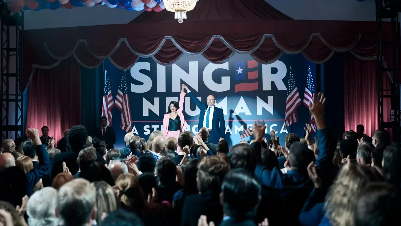 A Singer–Neuman campaign rally in season 4.