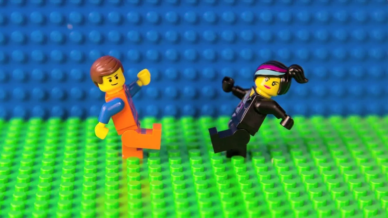Emmet and Wyldstyle in the Everything Is Awesome video