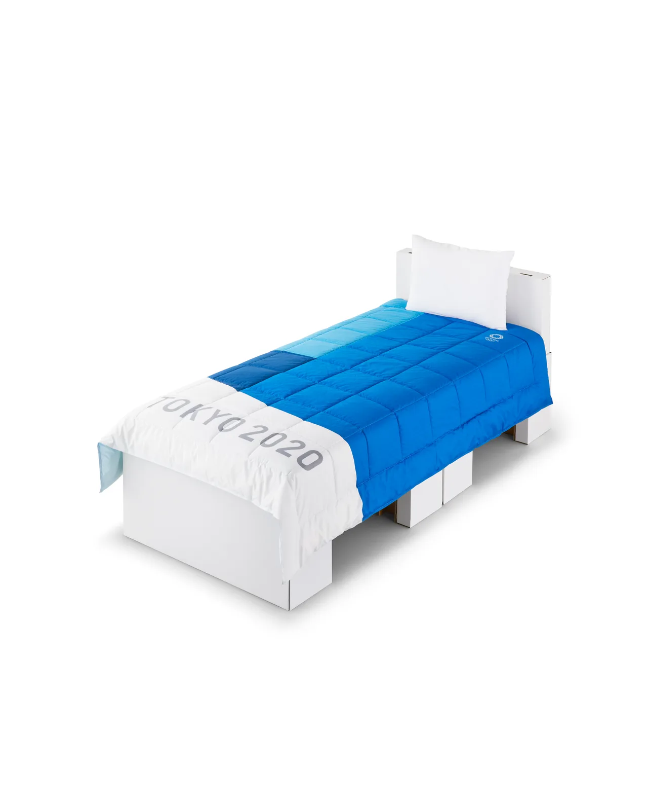 Official Tokyo 2020 photograph of the cardboard frames and bedding presented before the pandemic.